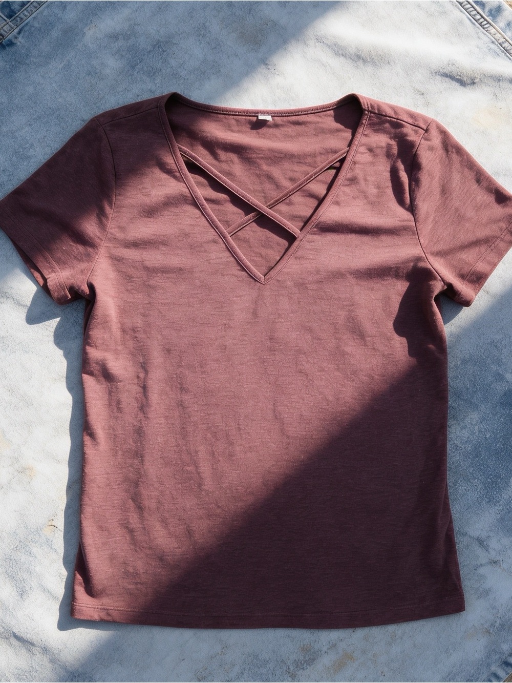 Women’s Short Sleeve V-Neck Crisscross Top - Heathered Mauve